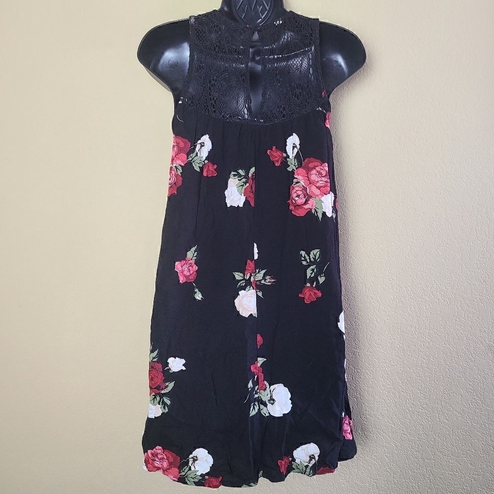 Others Follow Floral Dress - Picture 4 of 8